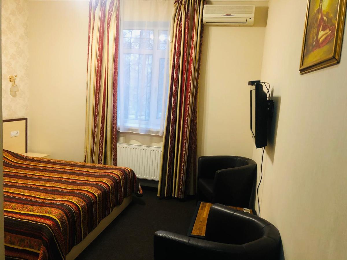 Hotel Т2 Kiev Exterior foto